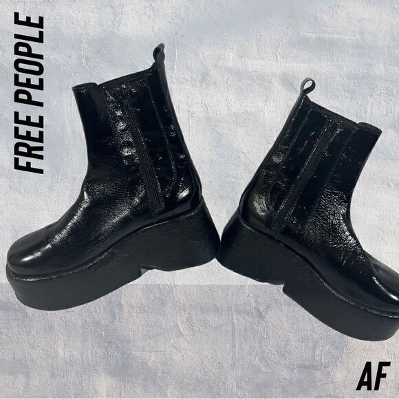 FREE PEOPLE DISCO DAYS PLATFORM BOOTS IN BLACK CRINKLED PATENT NEW - Picture 4 of 11